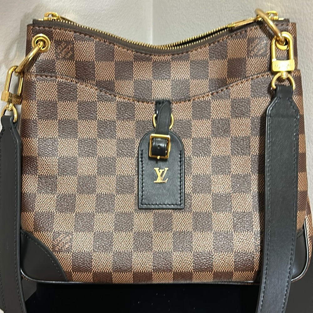 Barely Worn Authentic Louis Vuitton Odeon PM Noir Bag